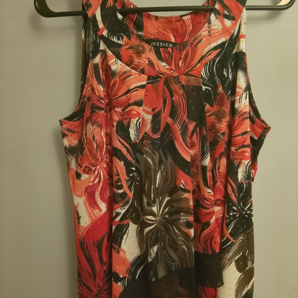 Jessica Women's Red and Black Floral Tank Top